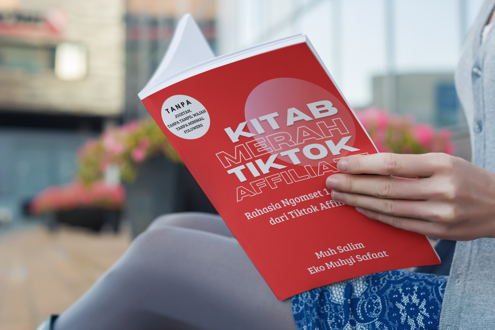 Buku Panduan Kitab Merah Menghasilkan Uang Di Tiktok Affiliate - Image 2